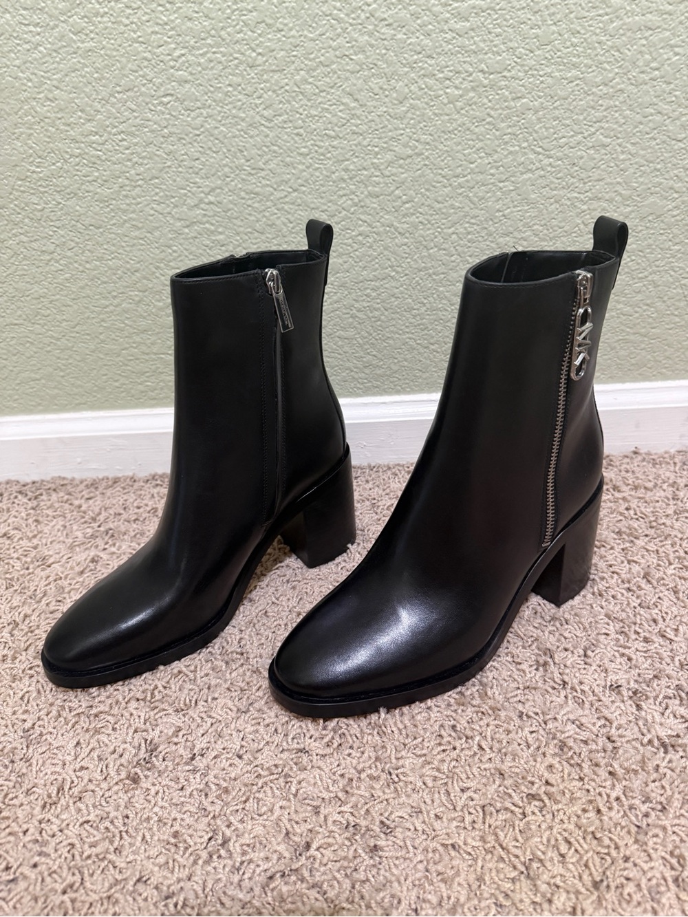 Michael Kors Leather Boot Black Ankle Boots US 7.5